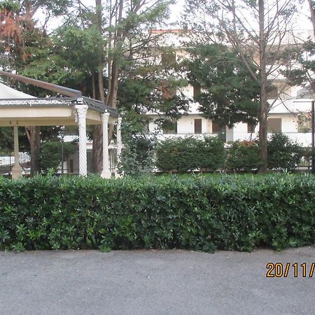 Hotel Degli Amici Sant'Egidio del Monte Albino Exterior photo
